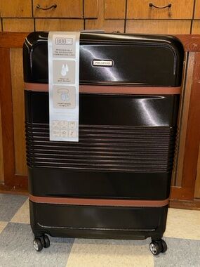 Ricardo Black Luggage with Brown Trim - Durable Spinner Suitcase